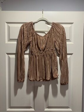 Gilli Metallic Taupe Pleated Long-Sleeve Smocked Waist Blouse